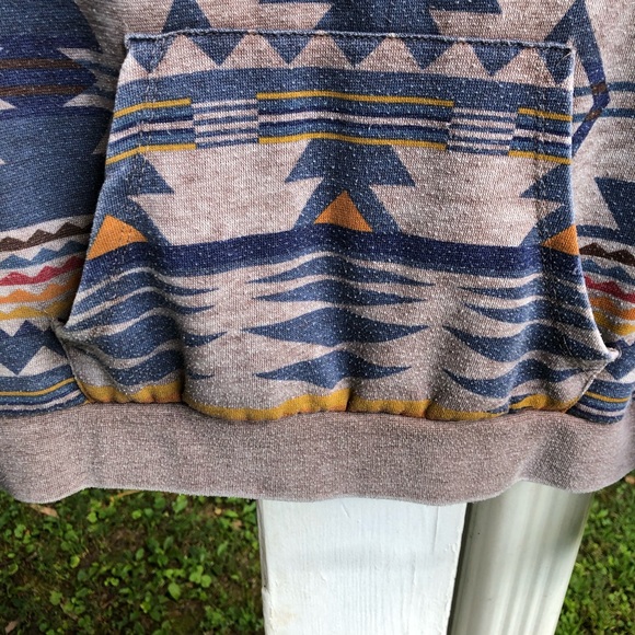 🌼Vintage Forever 21 Aztec Cropped Hoodie Size Small - Picture 3 of 4